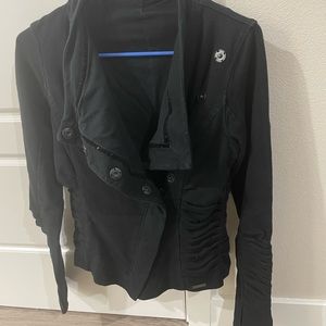 Lululemon jacket size 6